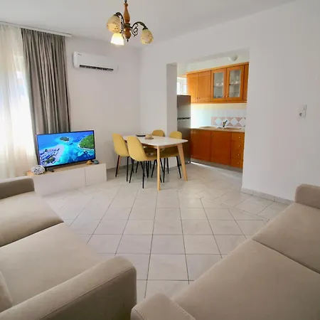 Center Sarande